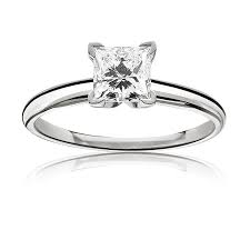 Elegant custom diamond ring with vintage design